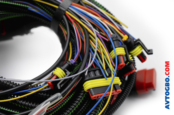 2305040001 (4) 2305040001 (4)